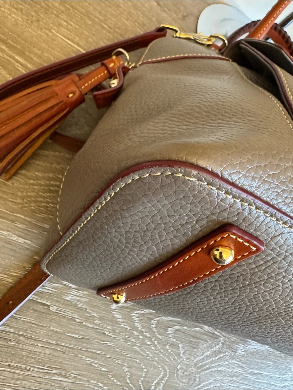 Dooney & Bourke structured dooney